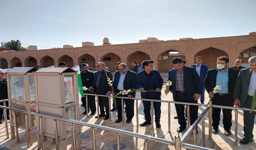 تجدید میثاق با ارمانهای شهدای فیروز آباد شهرستان اشکذر به مناسبت هفته دفاع مقدس