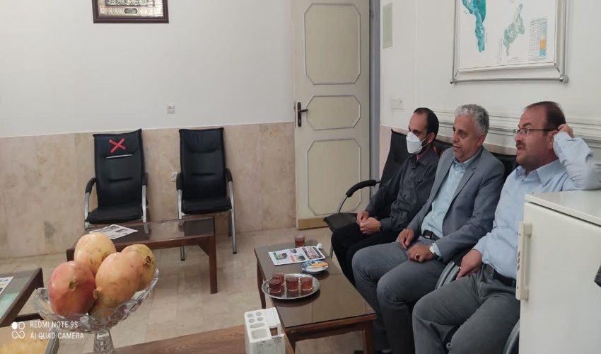 بازدیدمدیر کل منابع طبیعی و آبخیز داری استان از اداره منابع طبیعی و آبخیزداری شهرستان ابرکوه 