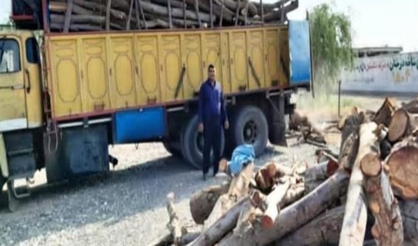 ديدار مدير و كارشناسان جهاد كشاورزي شهرستان بافق با رييس اداره منابع طبيعي و آبخيزداري بافق