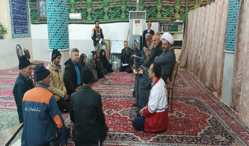 برگزاری کلاس های آموزش و ترویج منابع طبیعی در روستای کمکوئیه شهرستان بهاباد