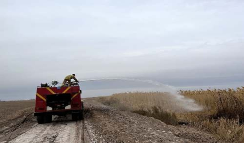 2 هزار مترمربع از نيزار ورودي بافق طعمه حريق شد