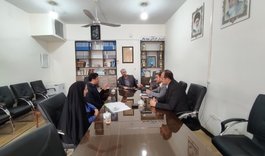 انعقاد تفاهم نامه همکاری مشترک بین اداره منابع طبیعی و آبخیزداری شهرستان مهریز و آموزش و پرورش این شهرستان