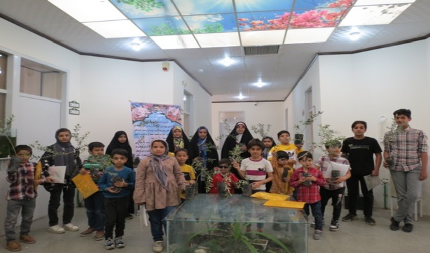 گرامیداشت هفته منابع طبیعی توسط همیاران طبیعت دانش آموز شهرستان بافق