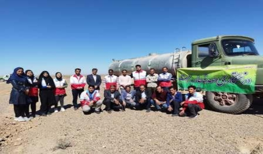 اجرای پویش کاشت 100 هزار اصله نهال در100 دقیقه درشهرستان خاتم