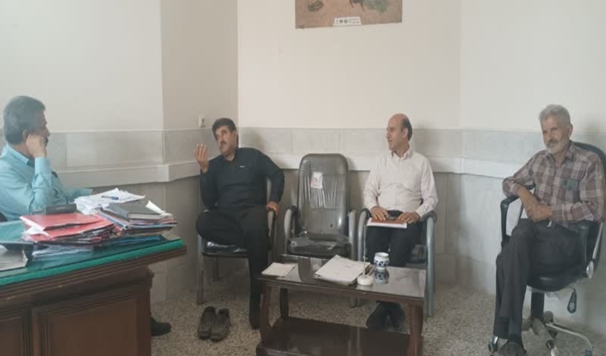 برگزاری جلسه با مرتعدار نمونه شهرستان اردکان با حضور ریس آموزش و ترویج اداره کل منابع طبیعی استان 