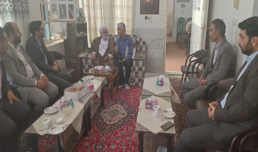 دیدار رئیس اداره منابع طبیعی و آبخیزداری شهرستان اشکذر با امام جمعه محترم این شهرستان