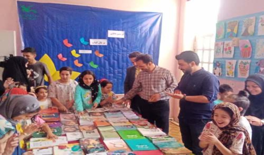 شركت رييس اداره منابع طبيعي بافق در جشنواره ورود كتاب