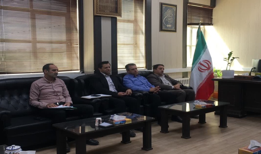 تبیین طرح مردمی کاشت یک میلیارد درخت و همچنین مشارکت صنایع، معادن و جوامع محلی 