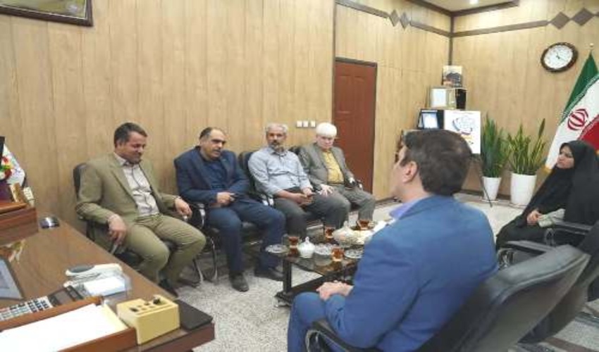 برگزاري جلسه مشاركت در اجراي طرح نهضت مردمی کاشت یک میلیارد درخت در شهرداري بافق  