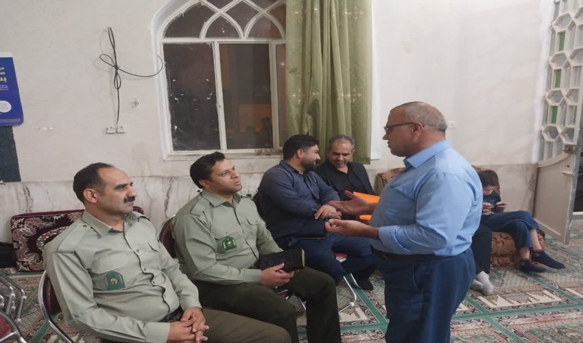 به مناسبت هفته دولت  دیدار چهره به چهره  دهستان ارنان برگزار شد