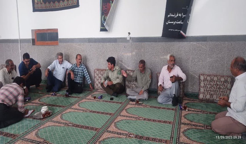 برگزاری دوره آموزشی علل و عوامل تخریب عرصه های جنگلی در محل روستای اشنیز بالا شهرستان میبد