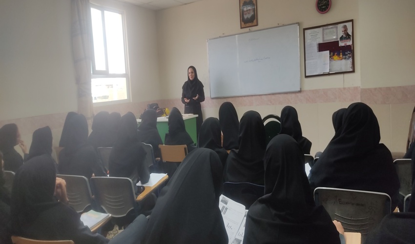 برگزاری دوره آموزشی ویژه همیاران طبیعت دانش آموز درشهرستان ابرکوه