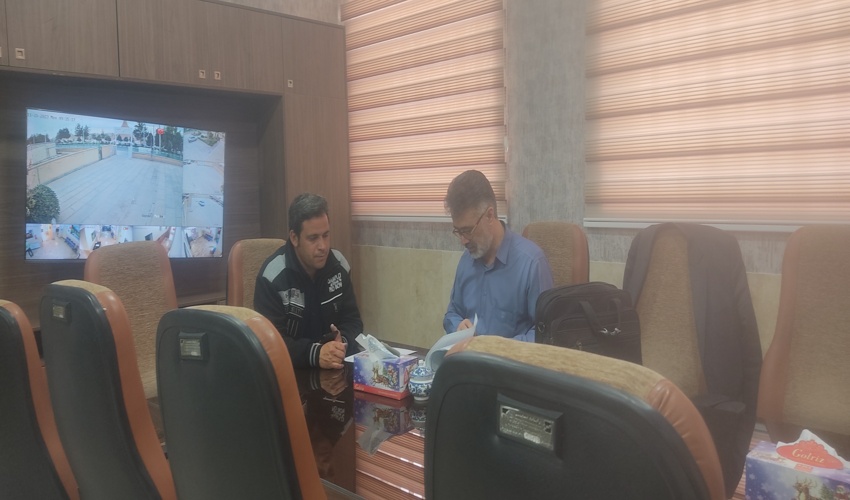 دیدار کارشناس ترویج اداره کل منابع طبیعی استان بامدیرعامل شرکتها وتشکلهای بندب ماده 29درشهرستان ابرکوه