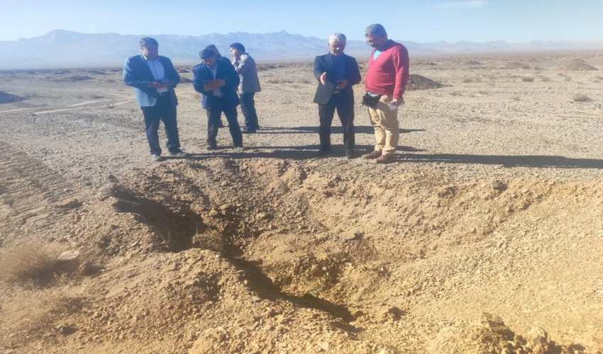 بازدیداقای دکتر ضیایی رئیس اداره گروه حفاظت خاک سازمان منابع طبیعی و آبخیزداری کشور از محل اجرایی طرح مردمی کاشت یک میلیارد درخت در شهرستان اشکذر