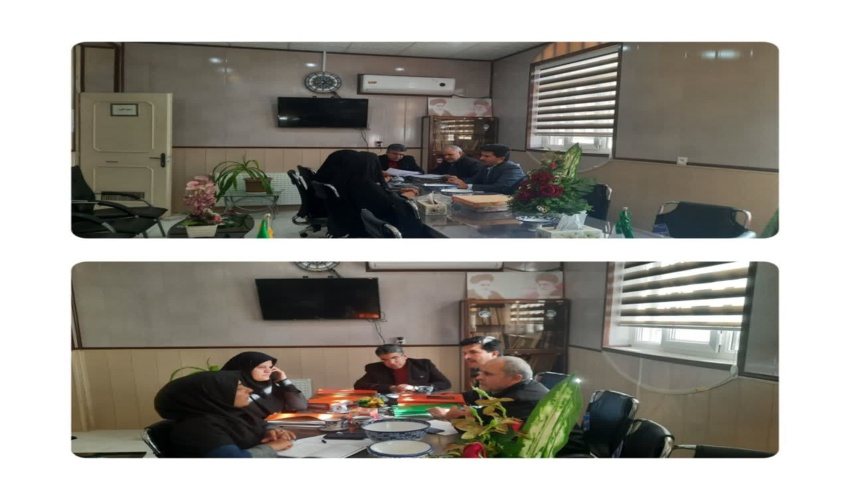 حضور مسئول طرح و برنامه، مسئول  کارگزینی و کارشناس مالی اداره کل منابع طبیعی استان یزد در اداره منابع طبیعی شهرستان میبد