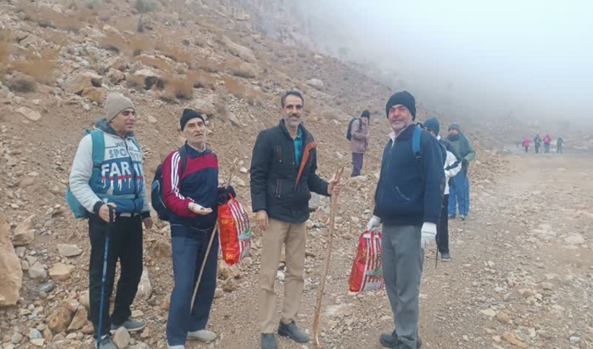 اجرای پویش بذر کاری در سطح 100 هکتار  در روستای زربند بخش خضرآباد شهرستان اشکذر 