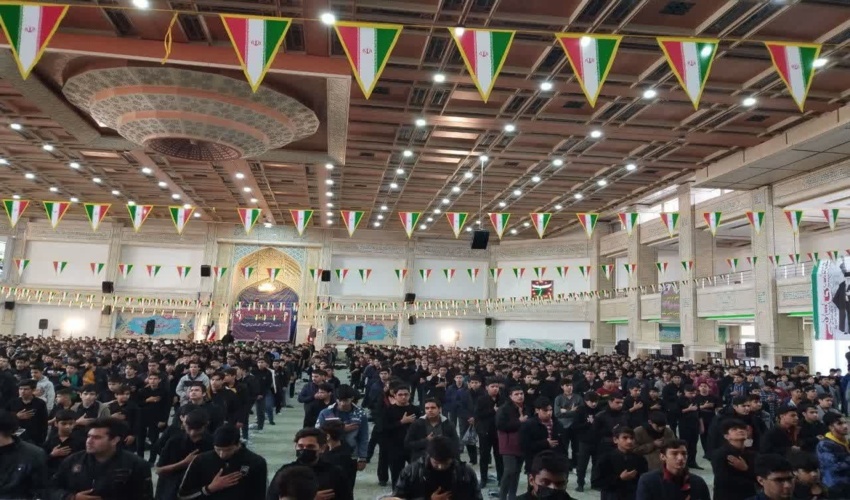 اجتماع عظیم هیئت های دانش آموزی در سالروز شهادت امام موسی کاظم (ع) و  ایام الله دهه فجر  در محل مصلی آیت الله اعرافی (ره) شهرستان میبد