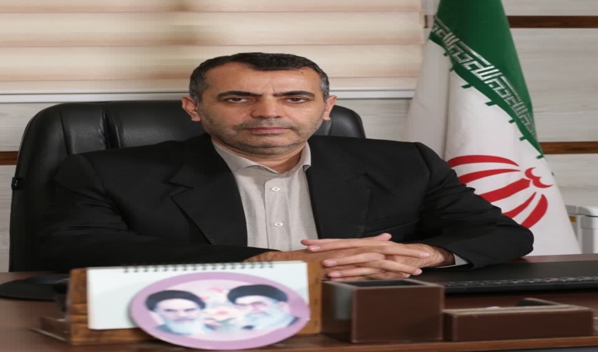 بازدید دانش آموزان مدرسه دخترانه اقبال شهرستان از نهالستان اداره منابع طبیعی و آ‌بخیزداری شهرستان اردکان