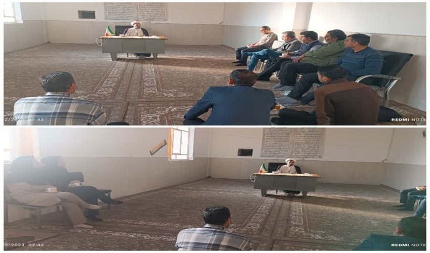 برگزاری جلسه ای با موضوع جهاد تبیین توسط حجت الاسلام کمال مروتی در محل نماز خانه اداره منابع طبیعی شهرستان اردکان