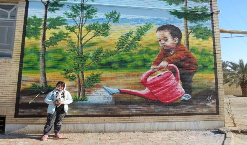 توزيع يك هزار و 500 اصله نهال رايگان زيتون در سومین روز از گرامیداشت هفته منابع طبیعی در شهرستان بافق