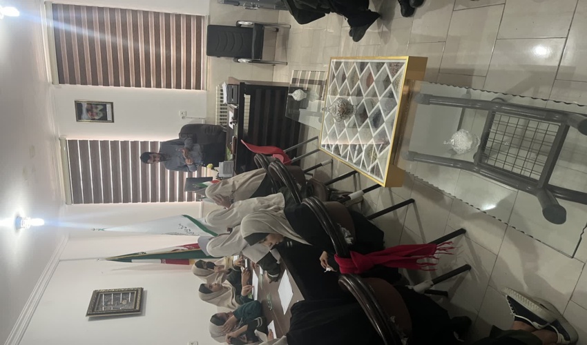 بازدید دانش آموزان مدرسه سمیه از اداره منابع طبیعی و آبخیزداری شهرستان بهاباد