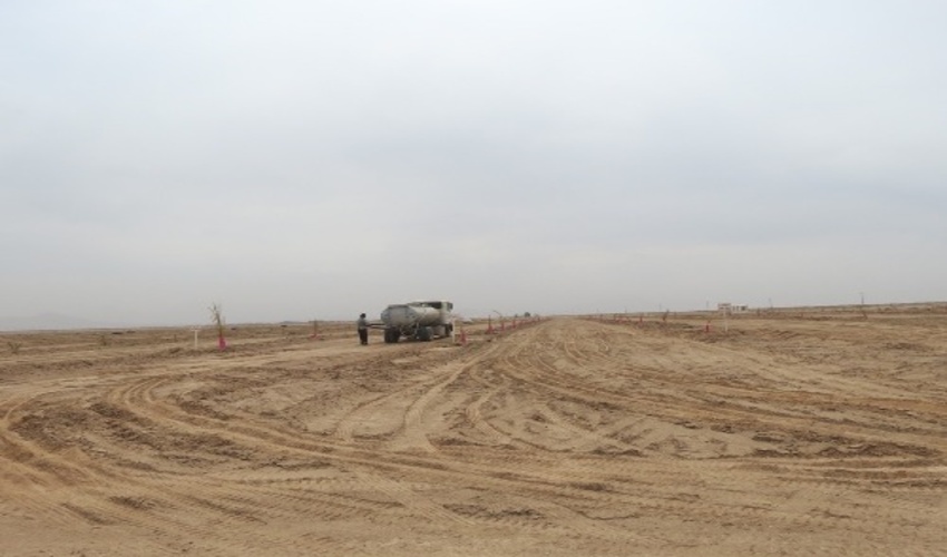 بازدید از عملیات چاله کنی و نهالکاری 400 هکتاری نخلستان هوشمند شهرداري بافق (طرح مردمی کاشت یک میلیارد درخت) 