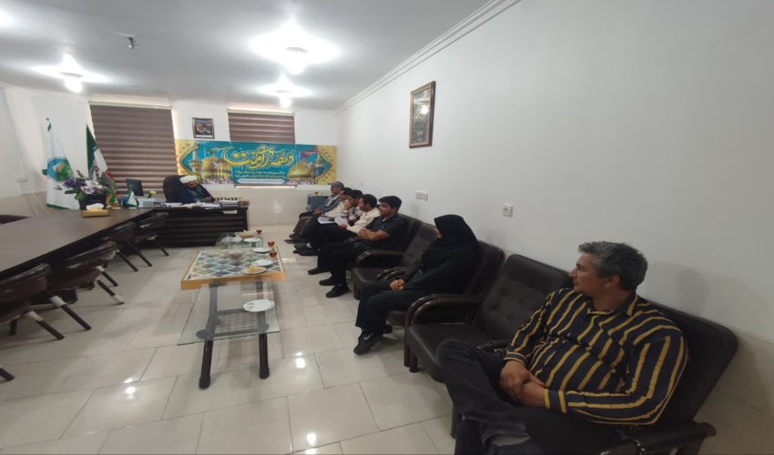 برگزاری مراسم به مناسبت دهه کرامت در اداره منابع طبیعی و آبخیزداری شهرستان بهاباد