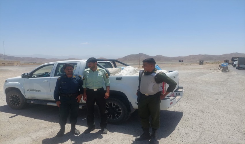 کشف وضبط 140کیلوگرم آویشن شیرازی درشهرستان ابرکوه