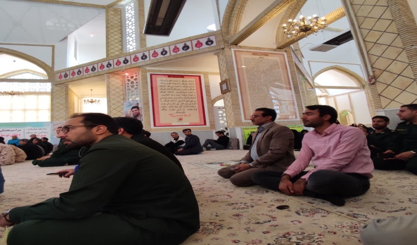 حضور رئیس و پرسنل اداره منابع طبیعی و آبخیزداری شهرستان بهاباد در آئین بزرگداشت یاد و خاطره شهید جمهور حضرت آیت الله سید ابراهیم رئیسی و هیئت همراه 