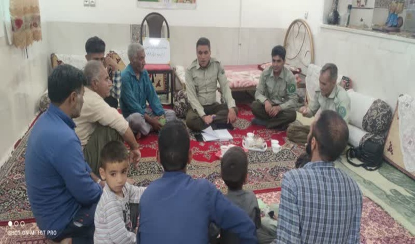 برگزاری دوره های آموزشی بهره برداری از گیاهان دارویی و‌ صنعتی و اطفای حریق در شهرستان خاتم 