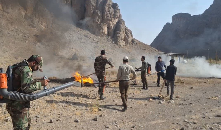 برگزاری مانور اطفاء حریق در مراتع دره گاهان شهرستان تفت در تاریخ 1403/05/17