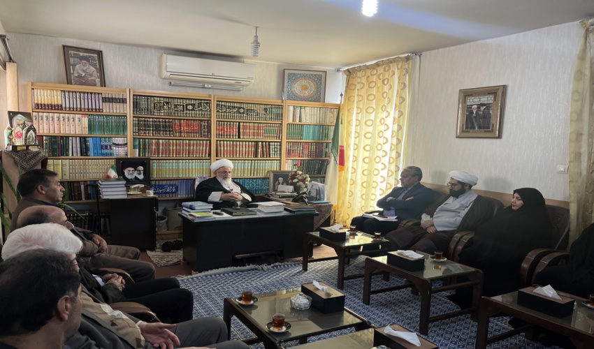 گزارش تصویری دیدار با نماینده ولی فقیه در استان یزد