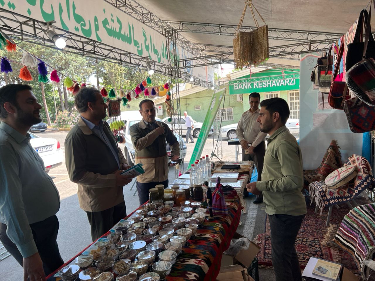 دستاوردهای طرح ترسیب کربن استان یزد (شهرستان مروست و خاتم) به مناسبت روز جهانی مقابله با بیابان زایی در محل سازمان منابع طبیعی و آبخیزداری کشور در معر