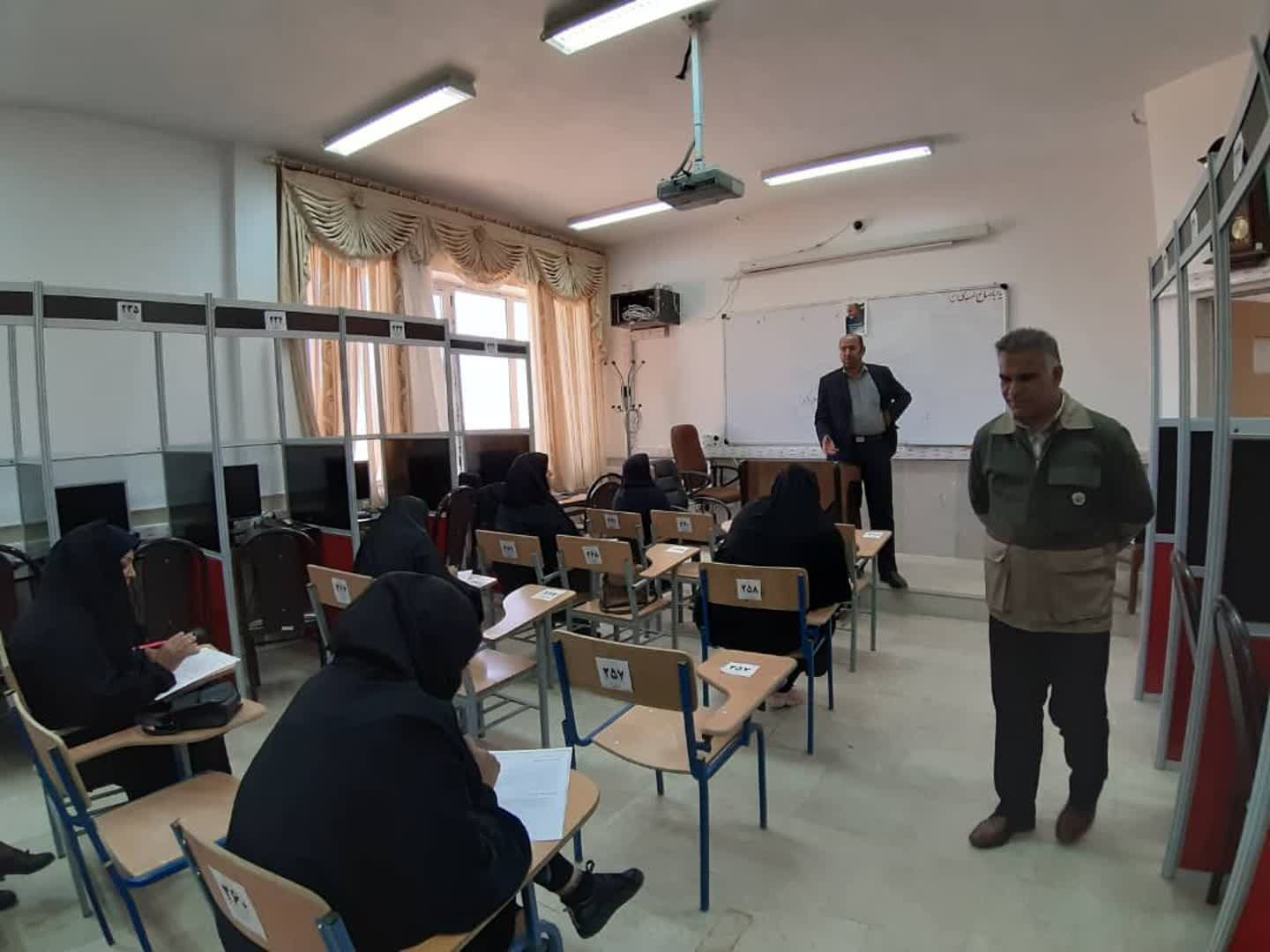 برگزاری آزمون جذب نیروی کارشناس حقوقی اداره منابع طبیعی و آبخیزداری شهرستان مروست