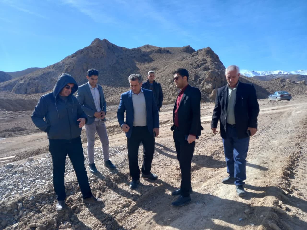 بازدید ناظران ستادی استان از پروژه مرمت بند خاکی و سنگ و سیمان چنارناز شهرستان مروست